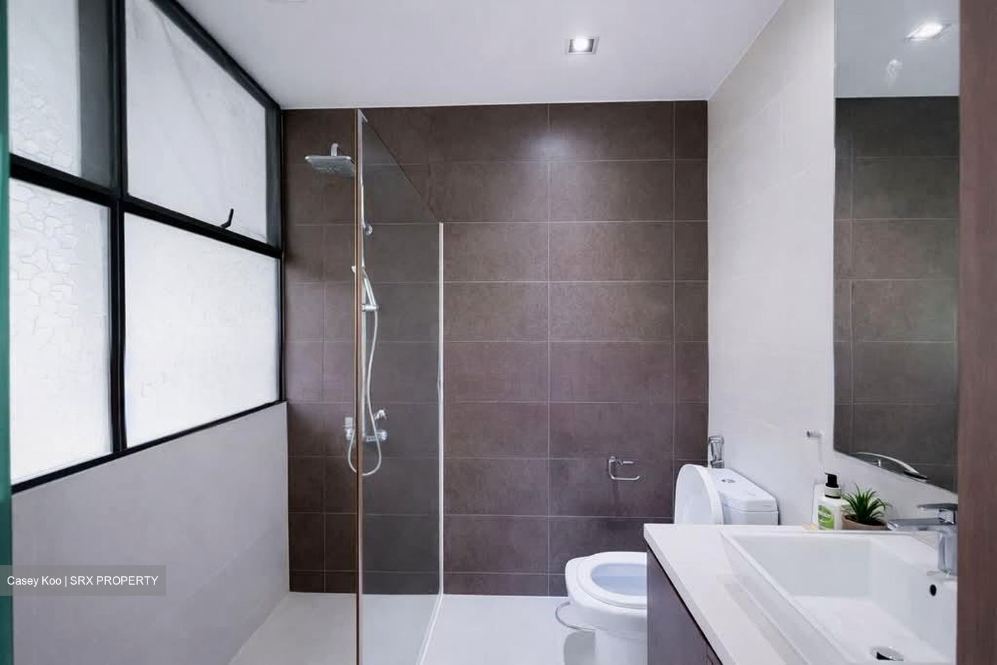 Warner Court (D10), Apartment #566508991